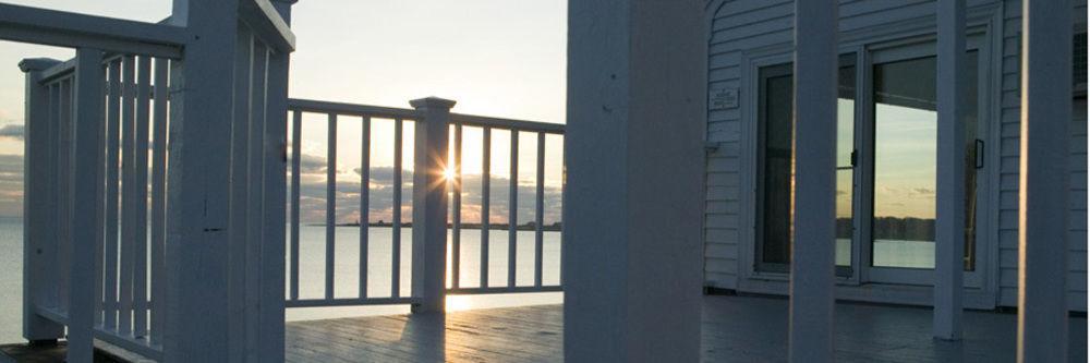 The Quarterdeck Inn By The Sea Rockport Exterior photo