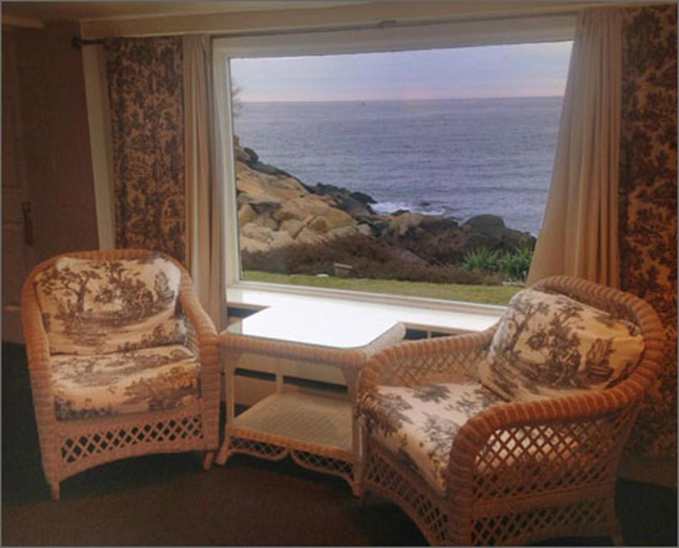 The Quarterdeck Inn By The Sea Rockport Exterior photo