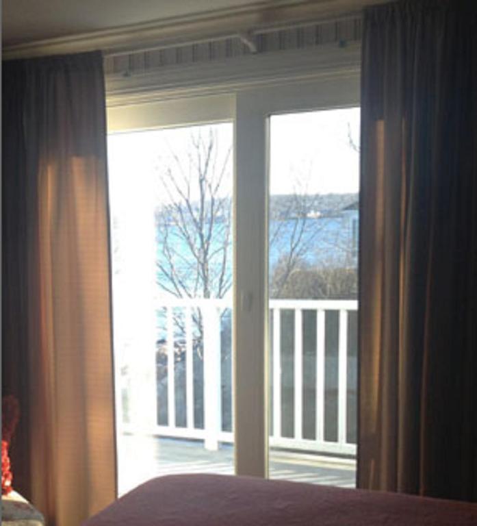 The Quarterdeck Inn By The Sea Rockport Room photo